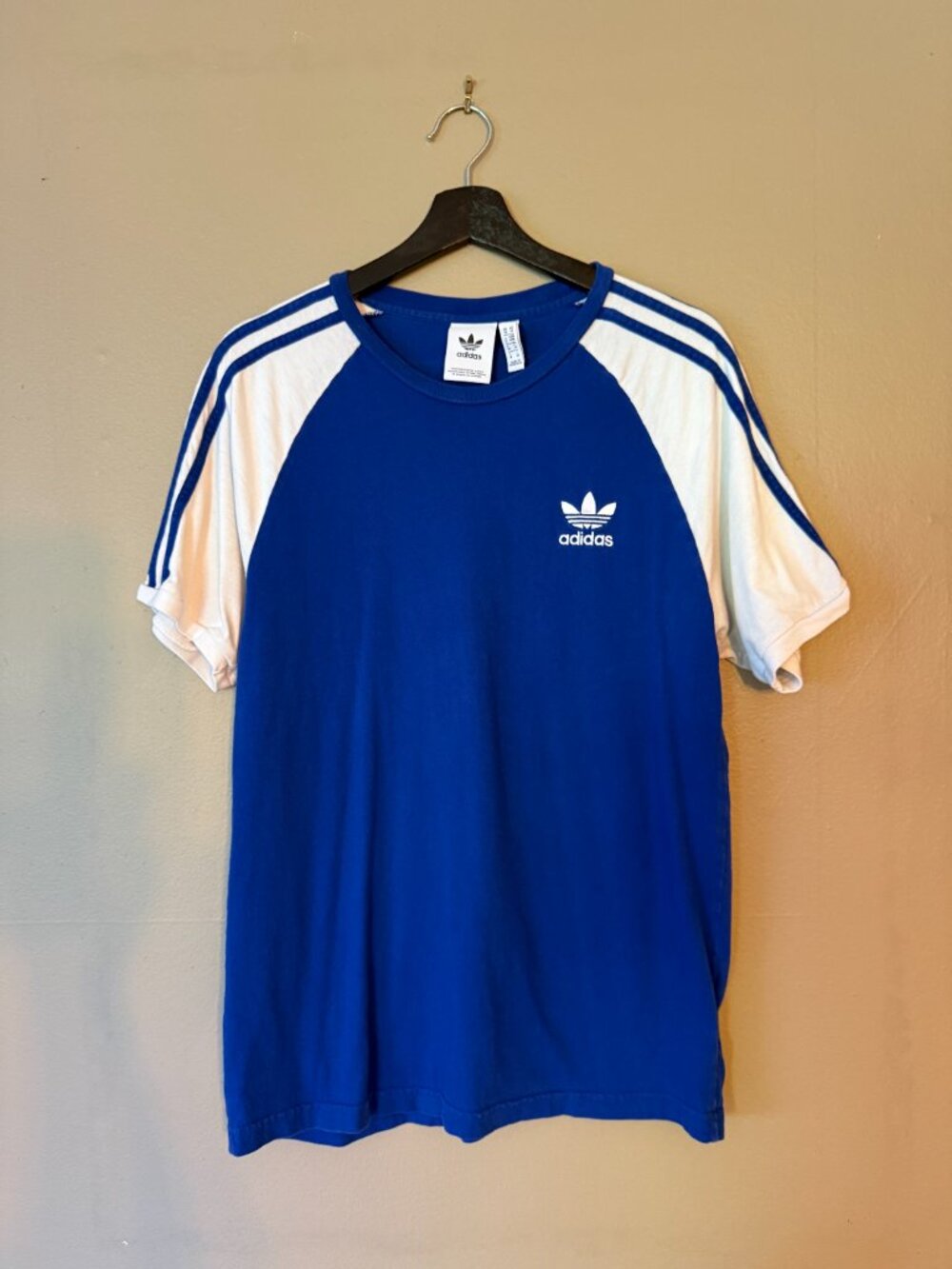 Adidas Originals Men's Blue 3-Stripe Ringer T-Shirt Medium